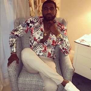 Meet your Posher, Harvey